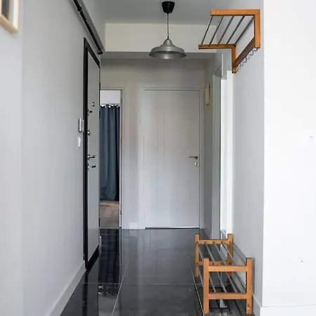 4b2 Brand New Flat With Air Conditioning In Center Istanbul