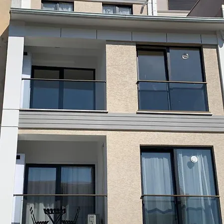 Apartment 4b2 Brand New Flat With Air Conditioning In Center *